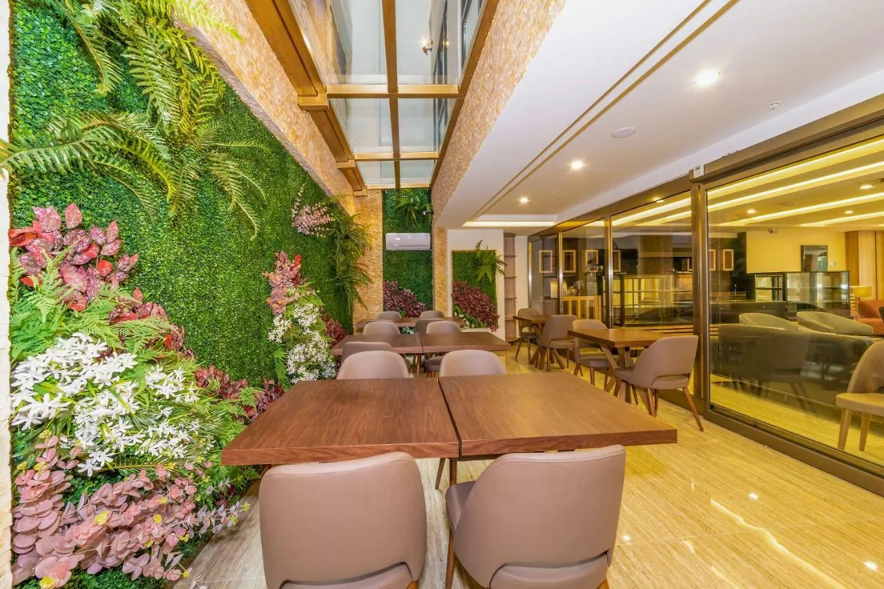 ****  38 Hotel Istanbul Turkey
